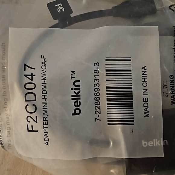 Belkin Mini HDMI to VGA Adapter - Picture 1 of 3